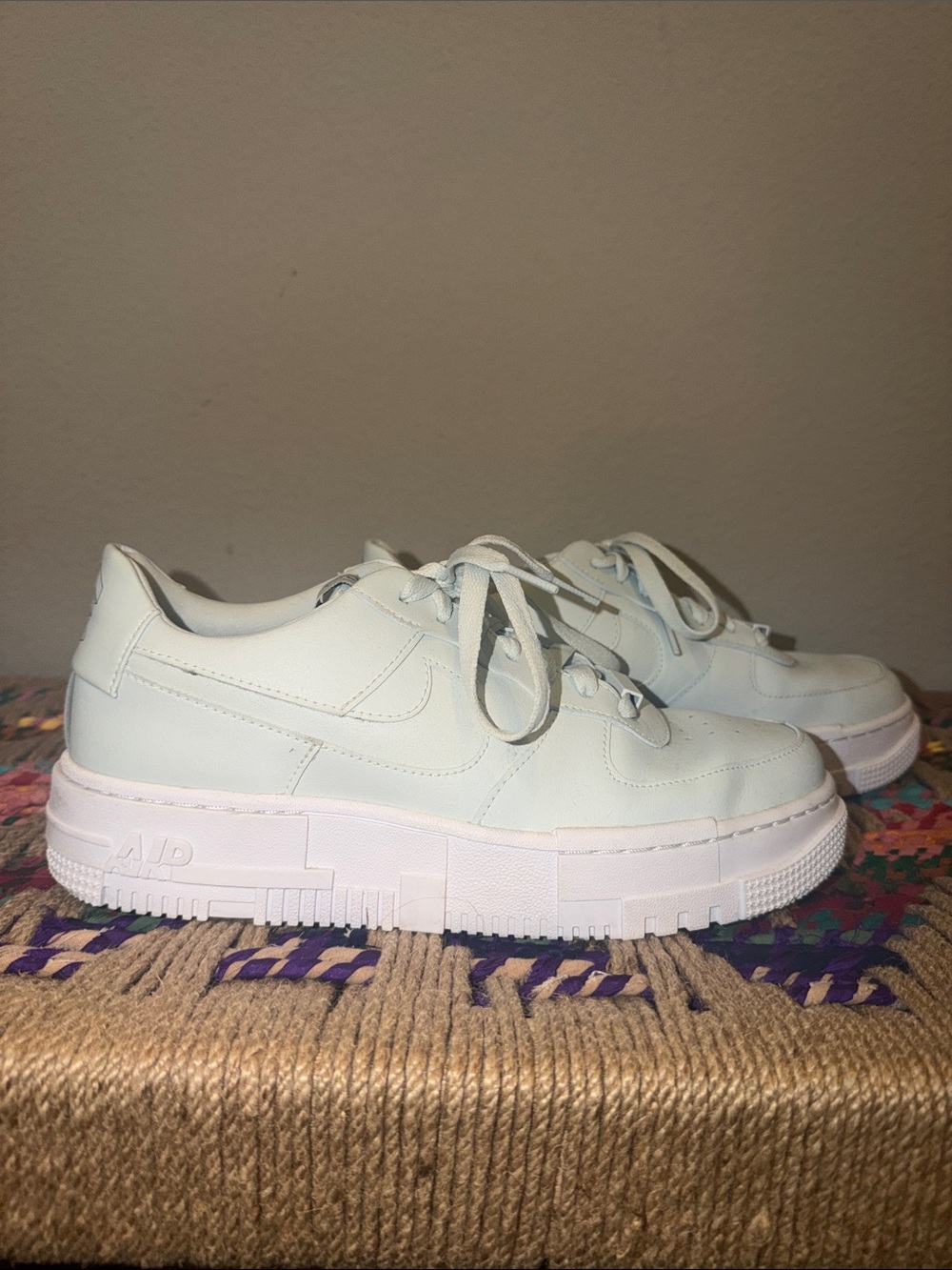 Nike Women's Low-Top Sneakers in Pale Mint/White